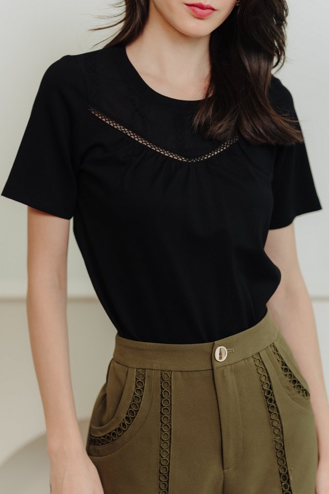 Bethany Embroidery Cotton Tee in Black