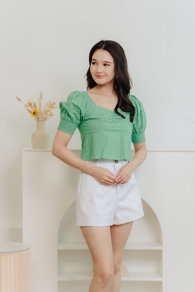 Autumn High Waisted Short in White (XS)