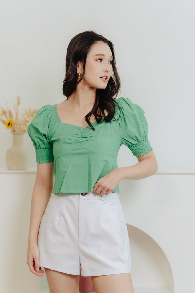 Autumn High Waisted Short in White (XS)