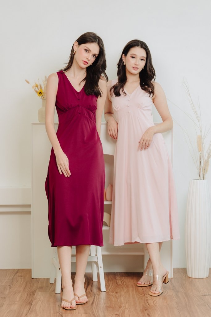 Christelle Buttons Maxi Dress in Pink (XL)