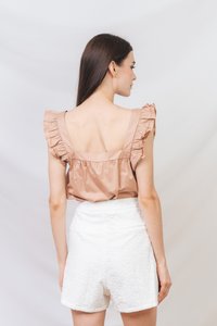 Saoirse Ruffles Top in Mocha
