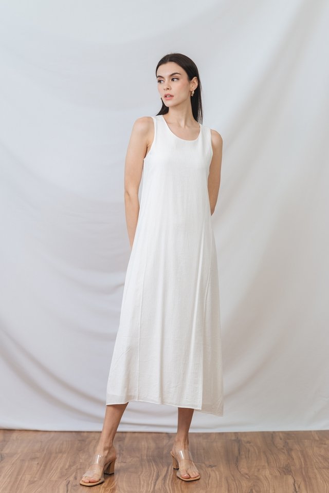 Ryann Textured Maxi Dress in White