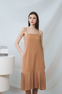 Flo Pleated Midi Dress in Khaki (L)