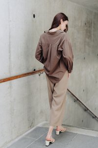 Colleen Button Shirt in Brown (L)