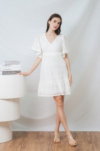 Lorelei Lace Flare Sleeves Dress in White (XS)