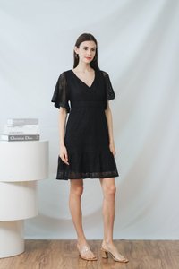 Lorelei Lace Flare Sleeves Dress in Black (XS)