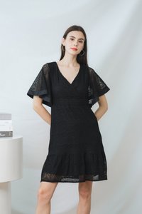 Lorelei Lace Flare Sleeves Dress in Black (XS)