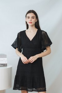Lorelei Lace Flare Sleeves Dress in Black (XS)