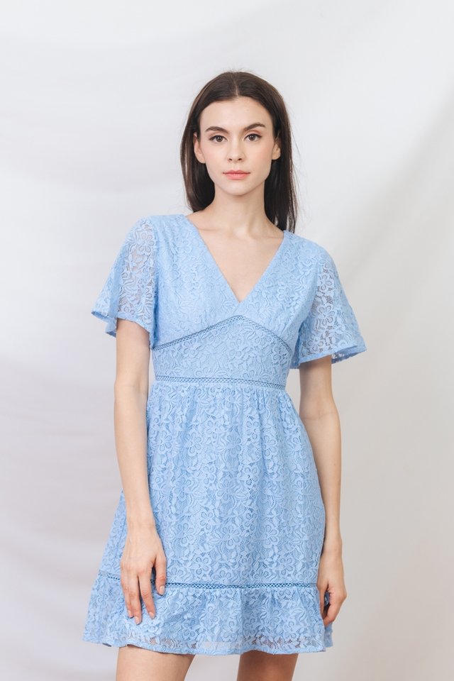 Stellan Lace Sleeves Dress in Blue