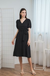 Hera Puff Sleeve Midi Dress in Black (XS)