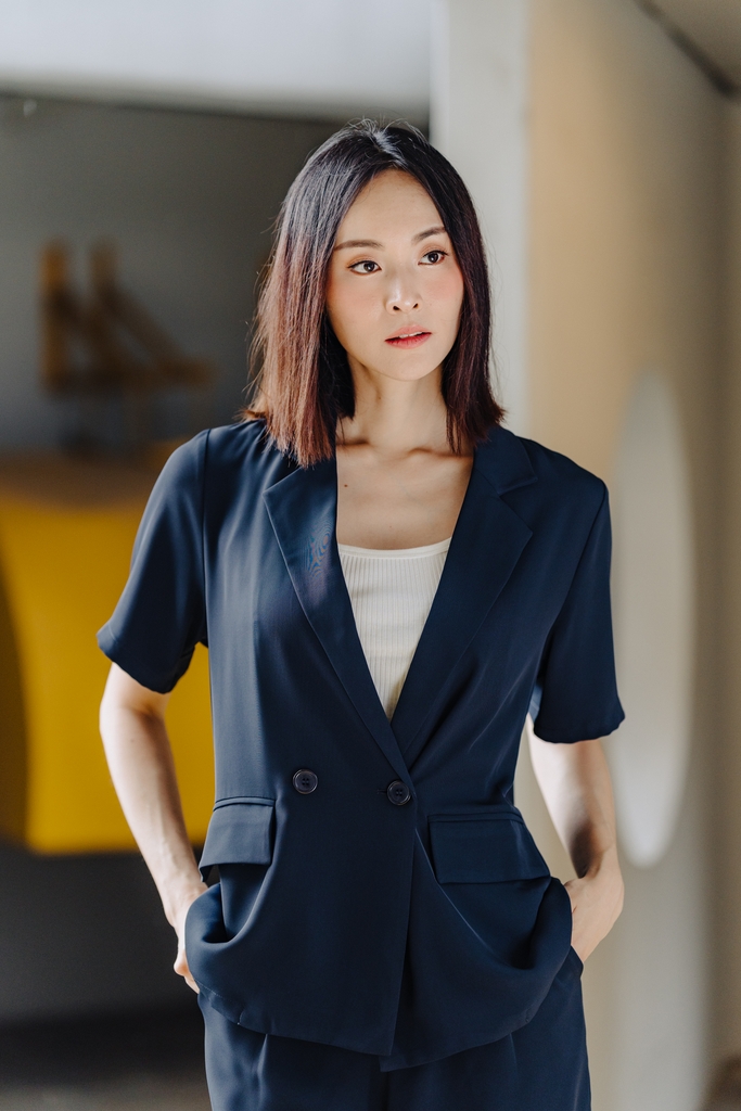 Which new arrivals button blazer