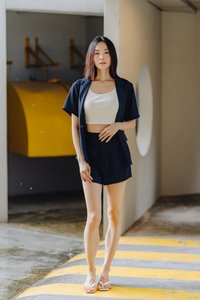 Yara High Waisted Short in Navy (XS)