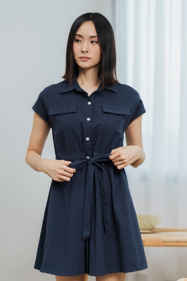 Hillary Drawstring Linen Dress in Navy (XL)