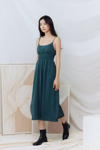 Zilpah Smocked Waist Maxi Dress in Forest