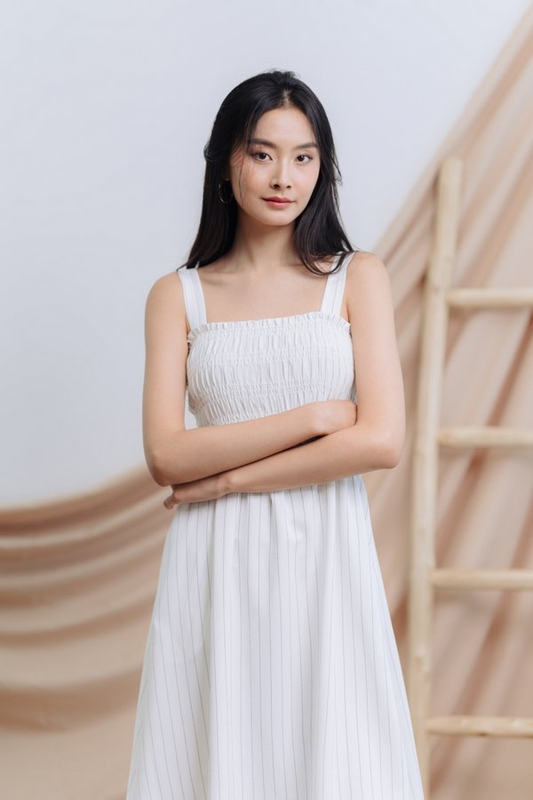 Houda Pinstriped Smocked Midi Dress in White(XL)