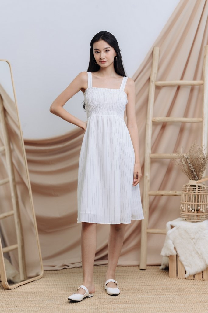 Houda Pinstriped Smocked Midi Dress in White(XL)