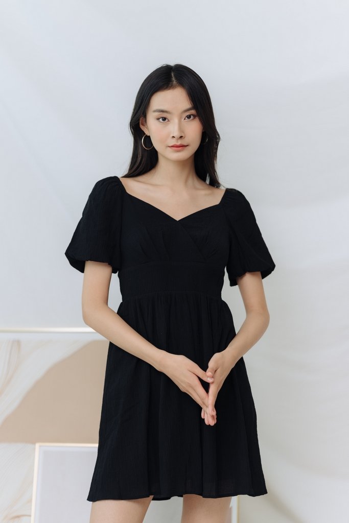 Aurelia Puff Sleeve Dress in Black (XS)