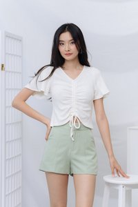 Beverly Pocket Shorts in Sage (XS)