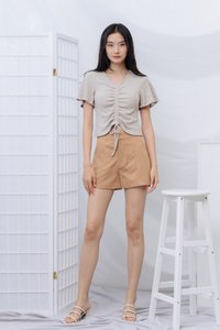 Beverly Pocket Shorts in Coffee