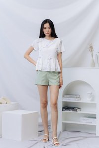 Beverly Pocket Shorts in Sage (XS)