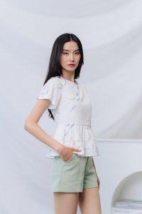 Beverly Pocket Shorts in Sage (XS)
