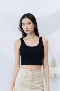 Calla Basic Ribbed Tank Top in Black