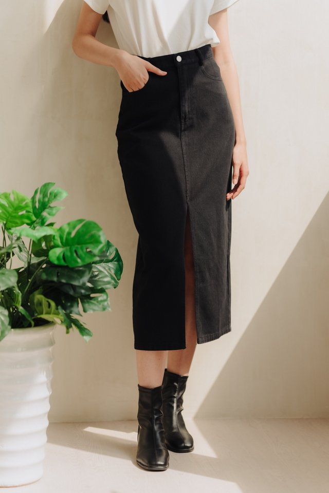 Bronte Front Slit Denim Maxi Skirt in Black