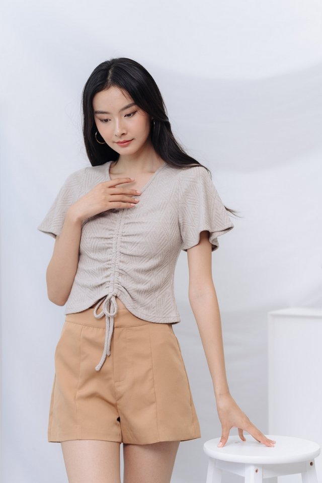 Beverly Pocket Shorts in Coffee