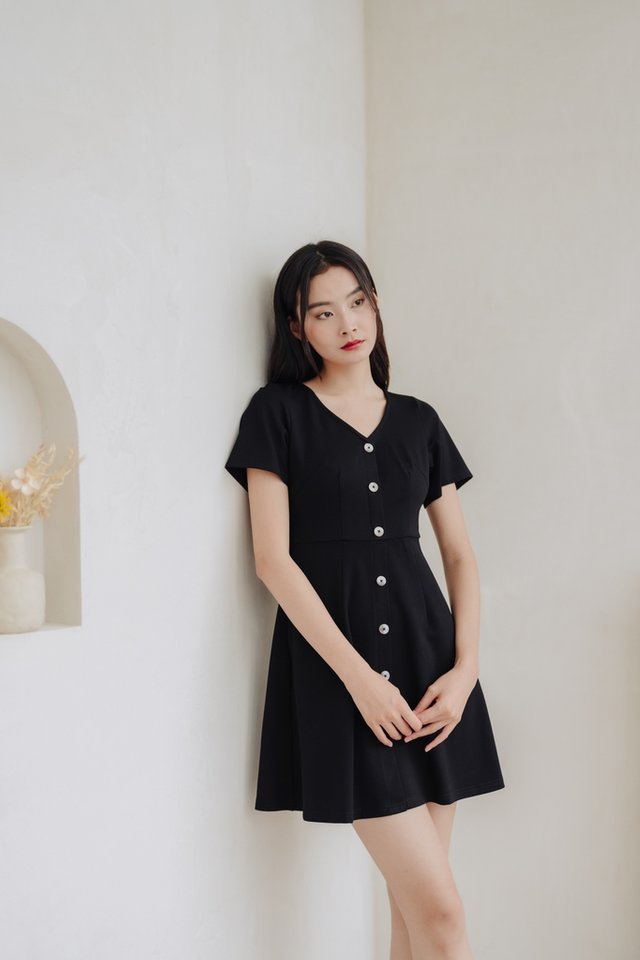 Wynter Buttons Cotton Dress in Black
