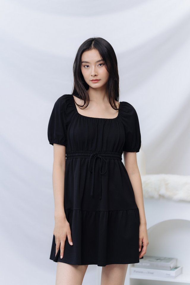 Larisa Cotton Tiered Dress in Black