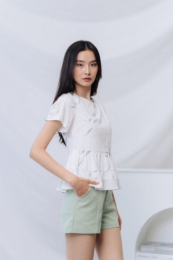 Beverly Pocket Shorts in Sage (XS)
