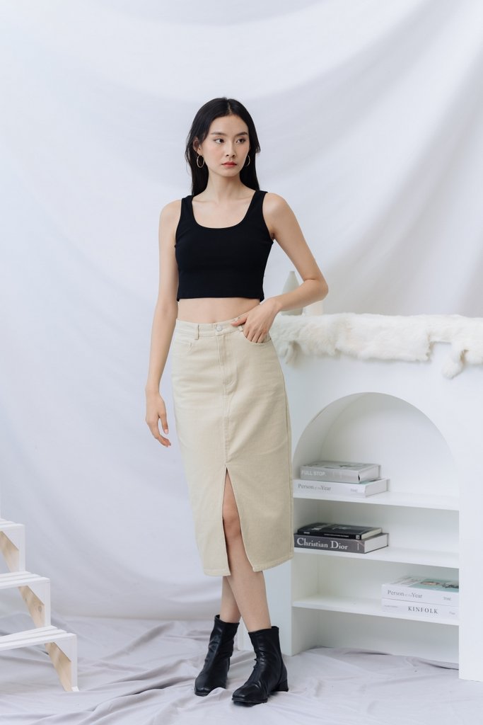 Calla Basic Ribbed Tank Top in Black