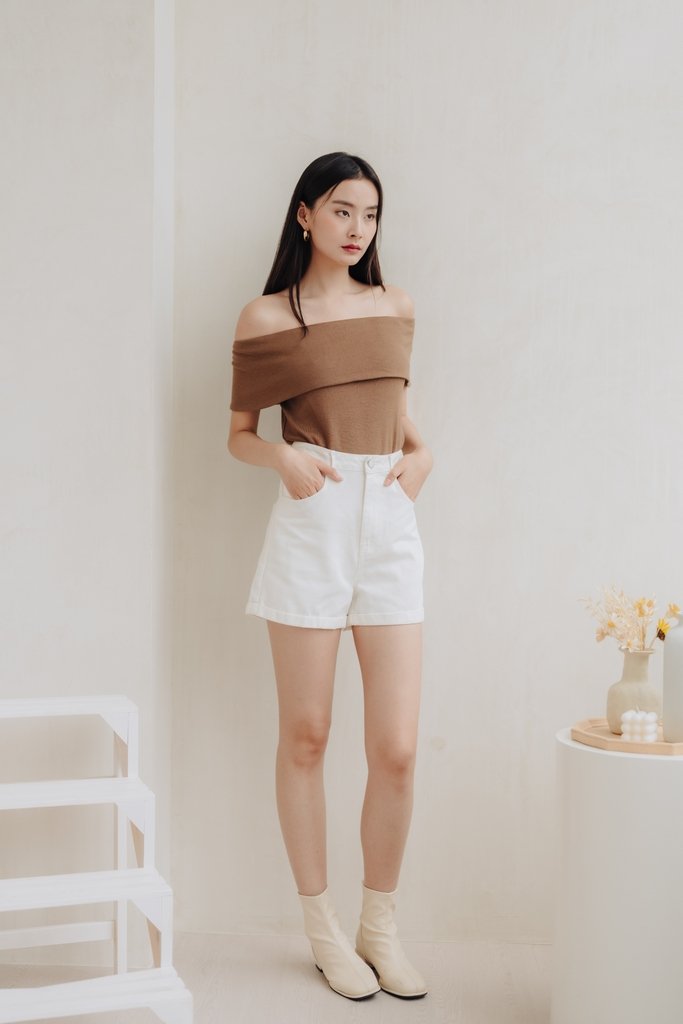 Capri High Waisted Denim Short in White