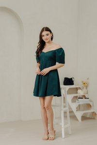 Bonnie Flare Sleeve Pleated Dress in Forest (XS)