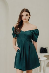Bonnie Flare Sleeve Pleated Dress in Forest (XS)