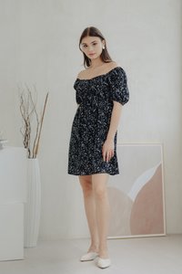 Karina Sweetheart Ruched Floral Dress in Black (XS)