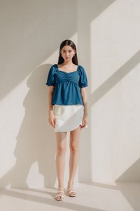 Skyla Curved Skort in White