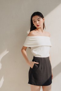 Skyla Curved Skort in Black