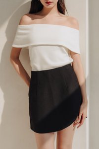 Skyla Curved Skort in Black