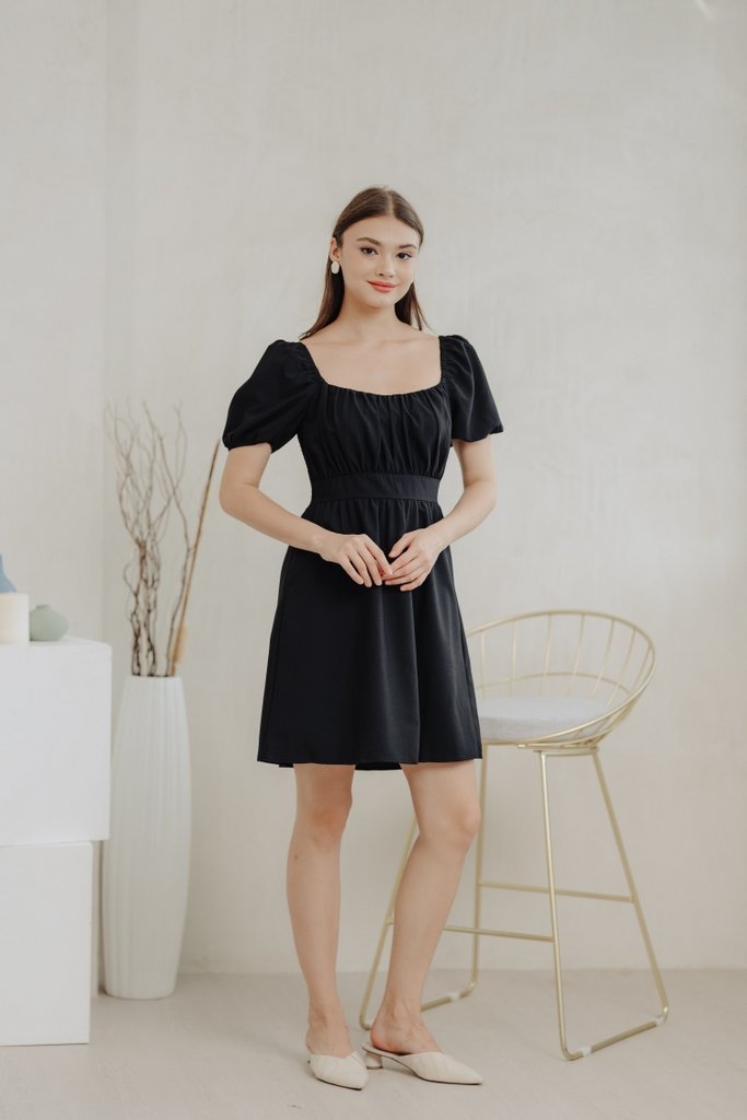 Remy Ruched Dress in Black (XS)