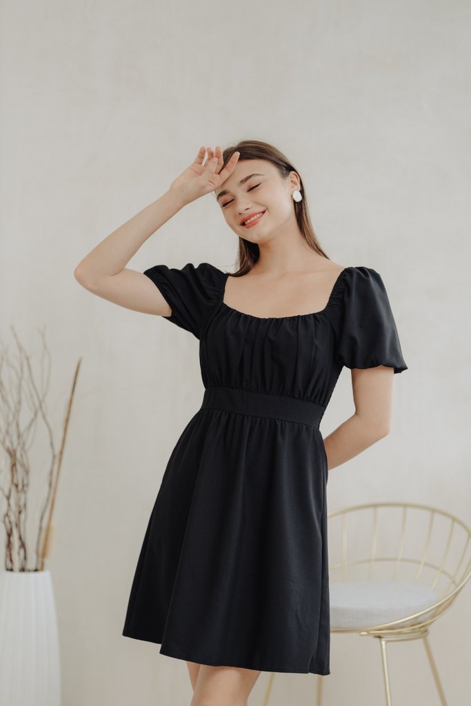 Remy Ruched Dress in Black (XS)