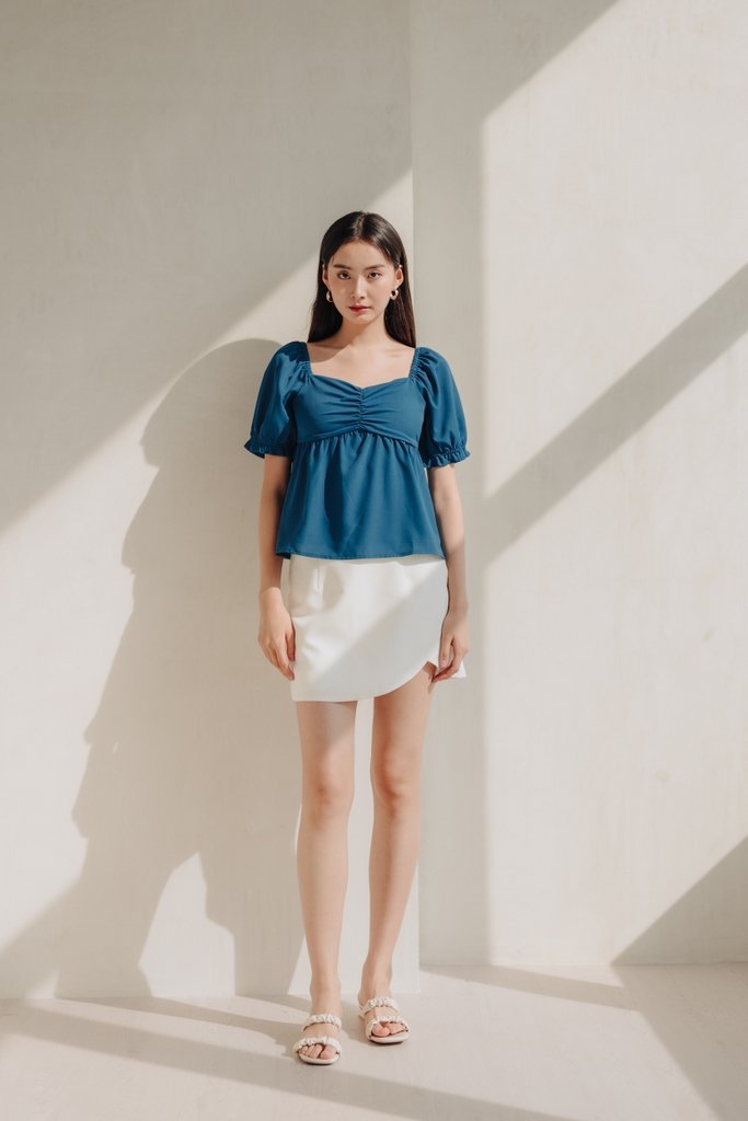 Skyla Curved Skort in White