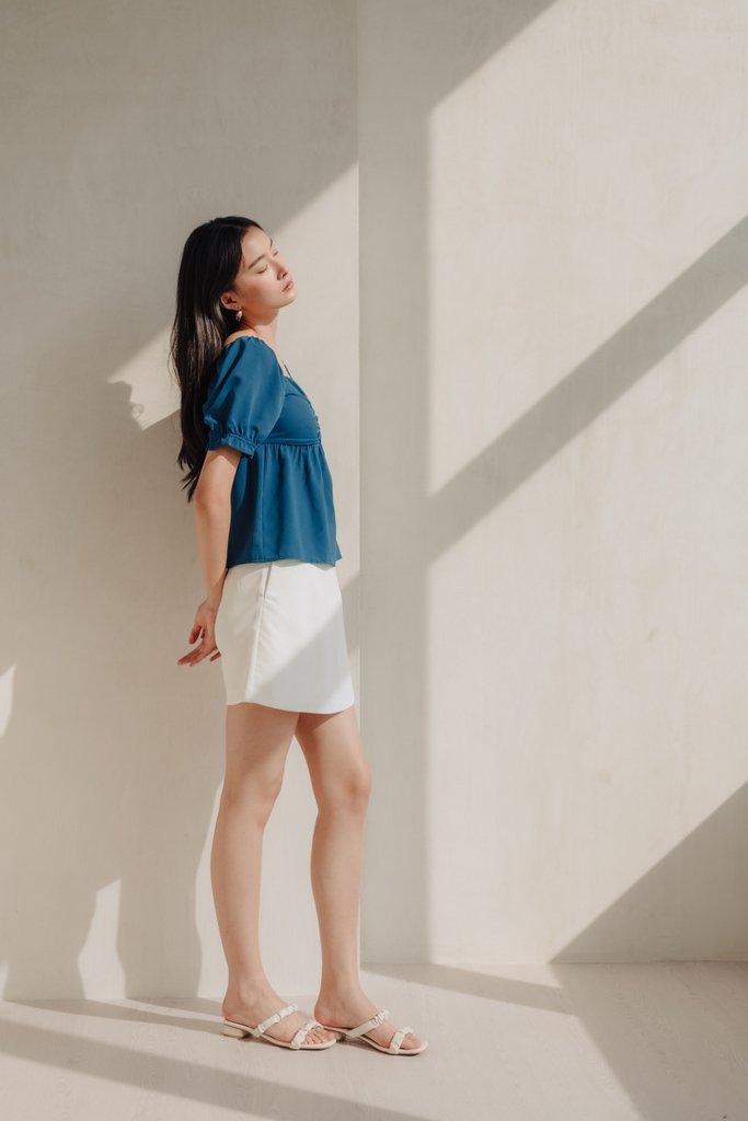 Skyla Curved Skort in White