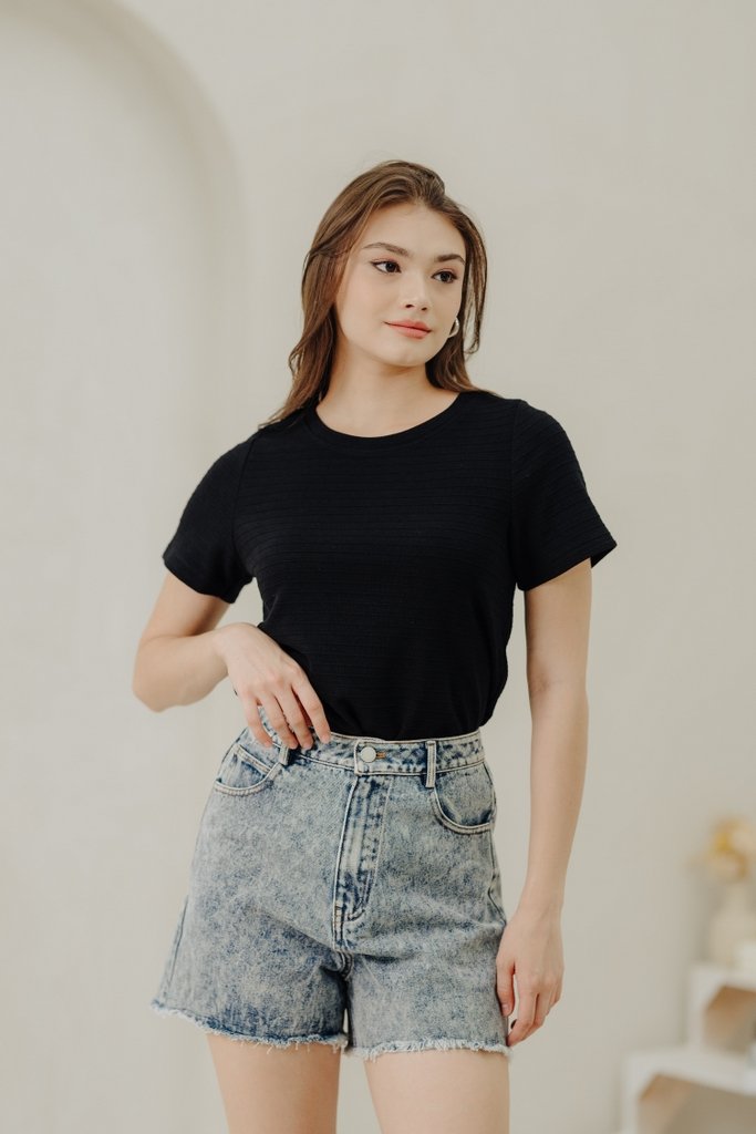 Timea Knitted Round Neck Top in Black (XS)