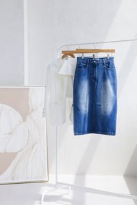Ames Side Slits Denim Skirt (M)