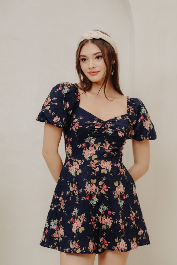 Evie Sweetheart Floral Eyelet Romper in Navy (XS)