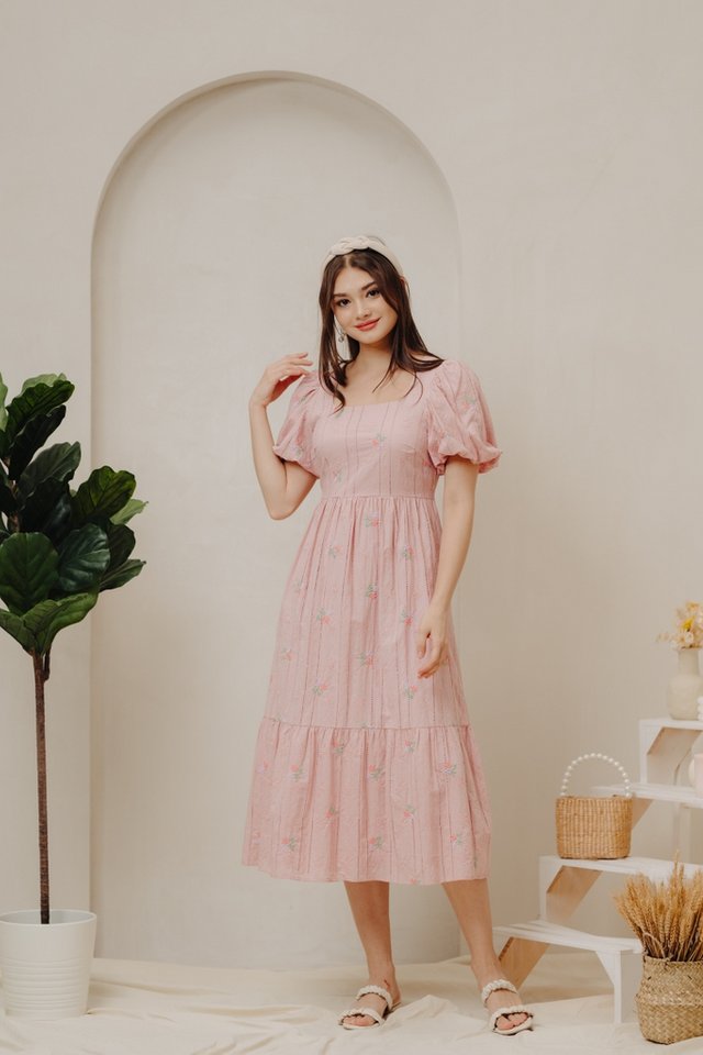 Ivy Embroidered Puff Sleeve Maxi Dress in Pink