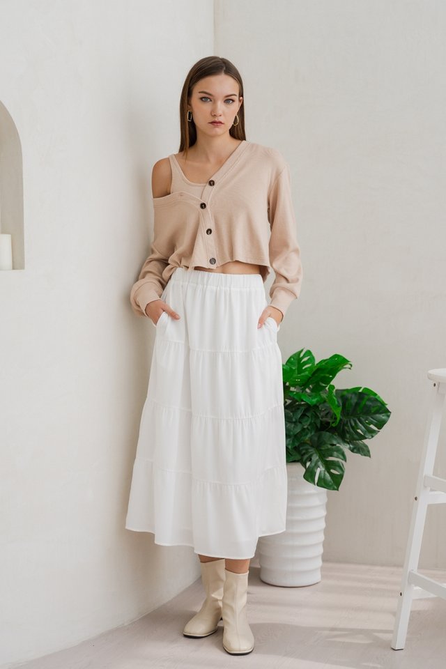 Somi Elastic Waist Tiered Maxi Skirt in White