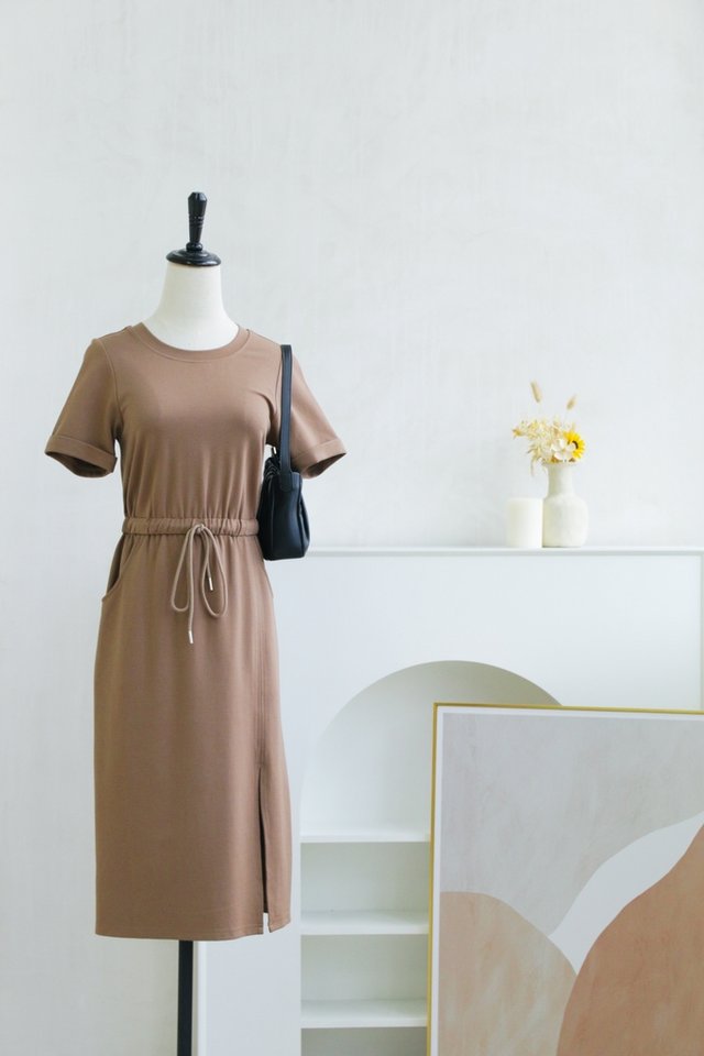 Desiree Drawstring Midi Dress in Brown