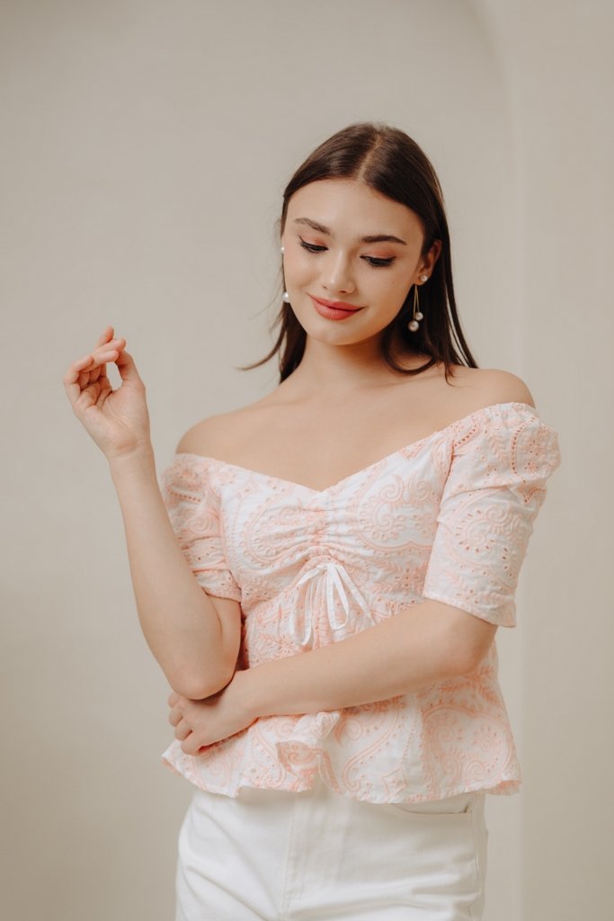 Adalyn Ruched Sweetheart Top in Light Peach Pink (XS)